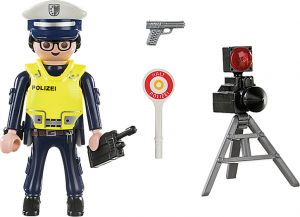  PLAYMOBIL SPECIAL PLUS: ΤΡΟΧΟΝΟΜΟΣ ΜΕ ΡΑΝΤΑΡ ΕΛΕΓΧΟΥ ΤΑΧΥΤΗΤΑΣ 