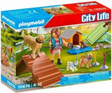 PLAYMOBIL CITY LIFE ΕΚΠΑΙΔΕΥΤΡΙΑ ΣΚΥΛΩΝ 70676