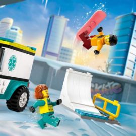 LEGO CITY EMERGENCY AMBULANCE AND SNOWBOARDER 204909